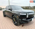 Черный Rivian R1T, объемом двигателя 0 л и пробегом 66 тыс. км за 43900 $, фото 1 на Automoto.ua