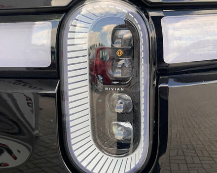 Чорний Rivian R1T, об'ємом двигуна 0 л та пробігом 47 тис. км за 57950 $, фото 55 на Automoto.ua