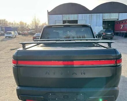 Черный Rivian R1T, объемом двигателя 0 л и пробегом 25 тыс. км за 64700 $, фото 4 на Automoto.ua