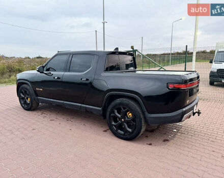 Черный Rivian R1T, объемом двигателя 0 л и пробегом 66 тыс. км за 43900 $, фото 15 на Automoto.ua