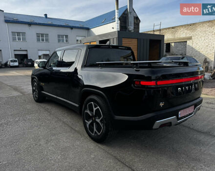 Черный Rivian R1T, объемом двигателя 0 л и пробегом 6 тыс. км за 63000 $, фото 1 на Automoto.ua