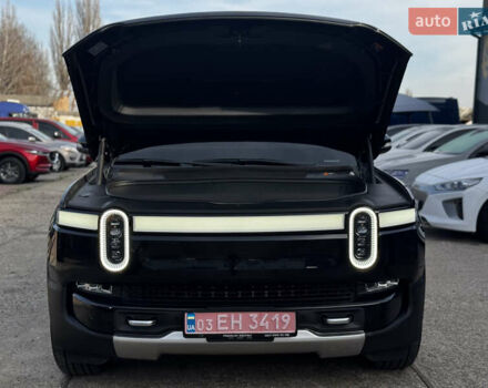 Черный Rivian R1T, объемом двигателя 0 л и пробегом 6 тыс. км за 63000 $, фото 62 на Automoto.ua