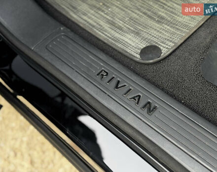 Черный Rivian R1T, объемом двигателя 0 л и пробегом 6 тыс. км за 63000 $, фото 21 на Automoto.ua