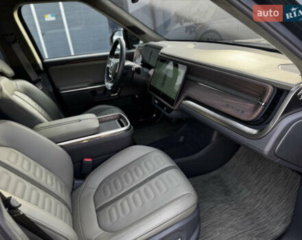 Черный Rivian R1T, объемом двигателя 0 л и пробегом 6 тыс. км за 63000 $, фото 58 на Automoto.ua