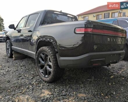 Чорний Rivian R1T, об'ємом двигуна 0 л та пробігом 11 тис. км за 33800 $, фото 2 на Automoto.ua