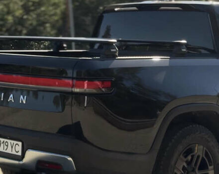 Черный Rivian R1T, объемом двигателя 0 л и пробегом 7 тыс. км за 62500 $, фото 8 на Automoto.ua