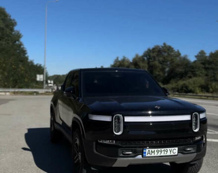 Черный Rivian R1T, объемом двигателя 0 л и пробегом 7 тыс. км за 62500 $, фото 1 на Automoto.ua