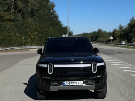 Rivian R1T 2024 в Коростышеве на Automoto.ua Черный Rivian R1T, объемом двигателя 0 л и пробегом 7 тыс. км за 62500 $, фото 1 на Automoto.ua