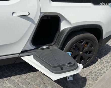 Rivian R1T, объемом двигателя 0 л и пробегом 17 тыс. км за 49900 $, фото 16 на Automoto.ua