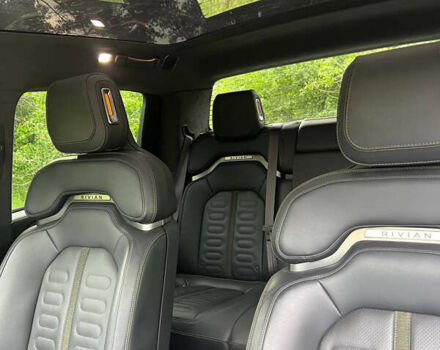 Rivian R1T, объемом двигателя 0 л и пробегом 60 тыс. км за 49900 $, фото 4 на Automoto.ua