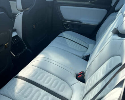Жовтий Rivian R1T, об'ємом двигуна 0 л та пробігом 20 тис. км за 25000 $, фото 16 на Automoto.ua