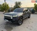 Серый Rivian R1T, объемом двигателя 0 л и пробегом 159 тыс. км за 38500 $, фото 1 на Automoto.ua