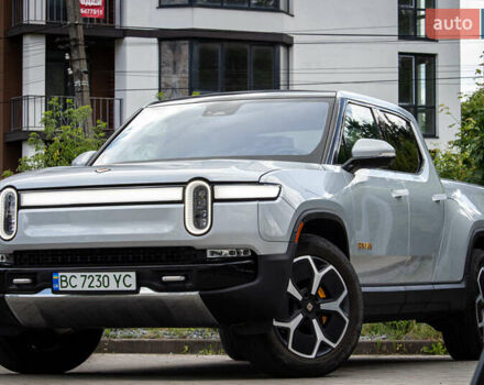 Серый Rivian R1T, объемом двигателя 0 л и пробегом 54 тыс. км за 50000 $, фото 20 на Automoto.ua
