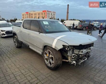 Сірий Rivian R1T, об'ємом двигуна 0 л та пробігом 62 тис. км за 32500 $, фото 12 на Automoto.ua