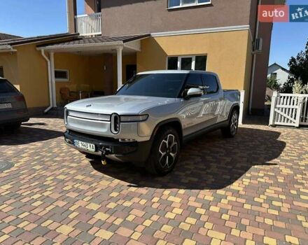 Сірий Rivian R1T, об'ємом двигуна 0 л та пробігом 64 тис. км за 43500 $, фото 14 на Automoto.ua