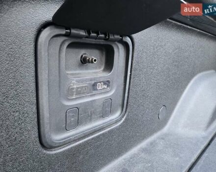 Сірий Rivian R1T, об'ємом двигуна 0 л та пробігом 59 тис. км за 52499 $, фото 36 на Automoto.ua