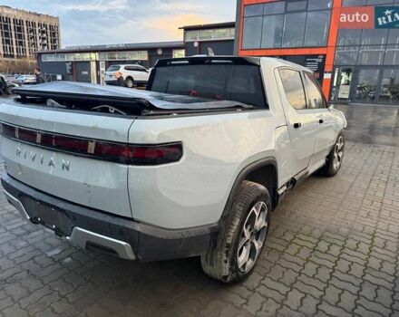Сірий Rivian R1T, об'ємом двигуна 0 л та пробігом 62 тис. км за 32500 $, фото 11 на Automoto.ua