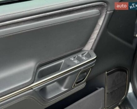 Сірий Rivian R1T, об'ємом двигуна 0 л та пробігом 43 тис. км за 41000 $, фото 15 на Automoto.ua