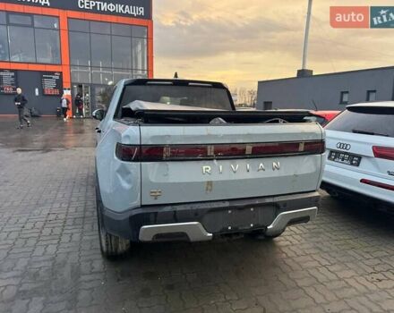 Сірий Rivian R1T, об'ємом двигуна 0 л та пробігом 62 тис. км за 32500 $, фото 10 на Automoto.ua