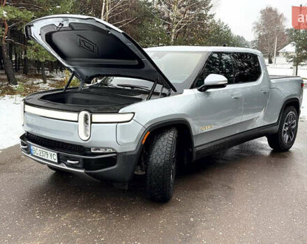 Сірий Rivian R1T, об'ємом двигуна 0 л та пробігом 63 тис. км за 43500 $, фото 24 на Automoto.ua