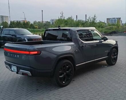 Серый Rivian R1T, объемом двигателя 0 л и пробегом 86 тыс. км за 43500 $, фото 5 на Automoto.ua