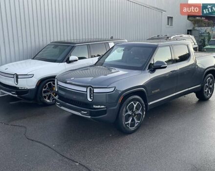 Серый Rivian R1T, объемом двигателя 0 л и пробегом 3 тыс. км за 57800 $, фото 77 на Automoto.ua