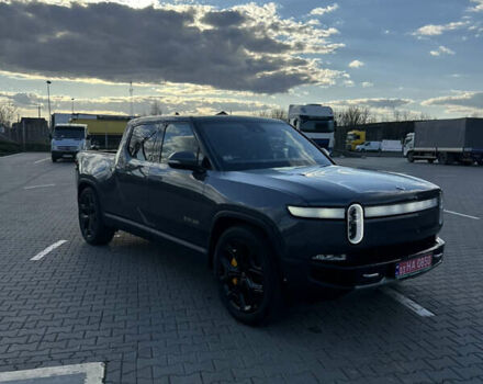 Серый Rivian R1T, объемом двигателя 0 л и пробегом 75 тыс. км за 43500 $, фото 5 на Automoto.ua