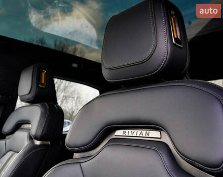 Серый Rivian R1T, объемом двигателя 0 л и пробегом 44 тыс. км за 49999 $, фото 46 на Automoto.ua