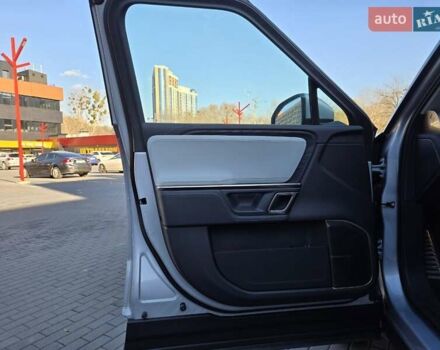 Сірий Rivian R1T, об'ємом двигуна 0 л та пробігом 59 тис. км за 52499 $, фото 15 на Automoto.ua