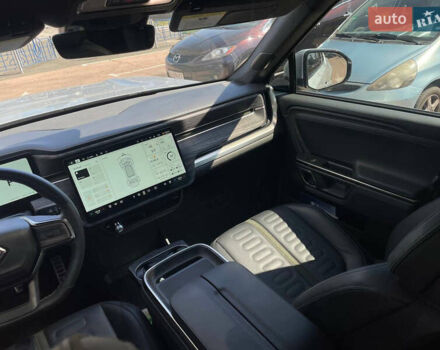 Серый Rivian R1T, объемом двигателя 0 л и пробегом 20 тыс. км за 57699 $, фото 22 на Automoto.ua