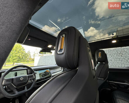 Серый Rivian R1T, объемом двигателя 0 л и пробегом 40 тыс. км за 54000 $, фото 24 на Automoto.ua