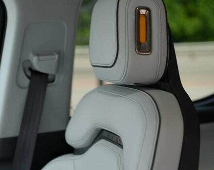 Серый Rivian R1T, объемом двигателя 0 л и пробегом 43 тыс. км за 47500 $, фото 24 на Automoto.ua