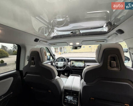 Сірий Rivian R1T, об'ємом двигуна 0 л та пробігом 56 тис. км за 42850 $, фото 55 на Automoto.ua