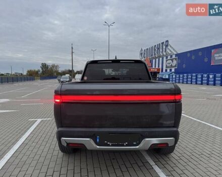 Сірий Rivian R1T, об'ємом двигуна 0 л та пробігом 68 тис. км за 37300 $, фото 11 на Automoto.ua