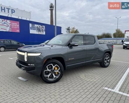 Сірий Rivian R1T, об'ємом двигуна 0 л та пробігом 68 тис. км за 37300 $, фото 2 на Automoto.ua