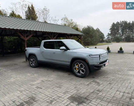 Сірий Rivian R1T, об'ємом двигуна 0 л та пробігом 56 тис. км за 42850 $, фото 10 на Automoto.ua