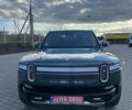 Серый Rivian R1T, объемом двигателя 0 л и пробегом 75 тыс. км за 43500 $, фото 3 на Automoto.ua
