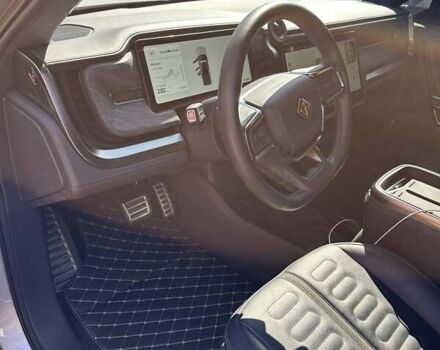 Сірий Rivian R1T, об'ємом двигуна 0 л та пробігом 64 тис. км за 43500 $, фото 2 на Automoto.ua