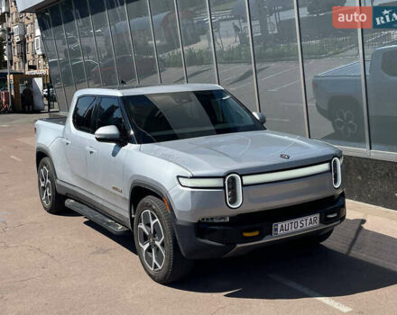 Серый Rivian R1T, объемом двигателя 0 л и пробегом 20 тыс. км за 57699 $, фото 1 на Automoto.ua