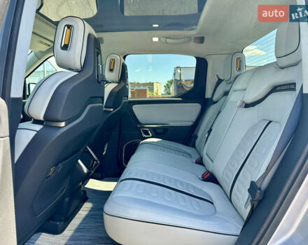 Серый Rivian R1T, объемом двигателя 0 л и пробегом 9 тыс. км за 49990 $, фото 39 на Automoto.ua