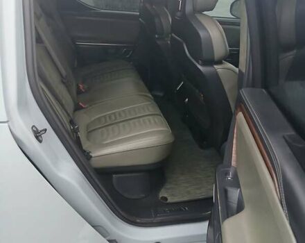 Сірий Rivian R1T, об'ємом двигуна 0 л та пробігом 49 тис. км за 43500 $, фото 21 на Automoto.ua