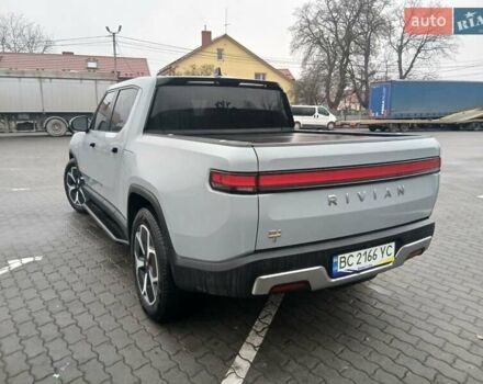 Сірий Rivian R1T, об'ємом двигуна 0 л та пробігом 49 тис. км за 43500 $, фото 8 на Automoto.ua