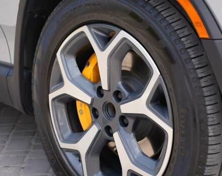 Серый Rivian R1T, объемом двигателя 0 л и пробегом 43 тыс. км за 47500 $, фото 13 на Automoto.ua