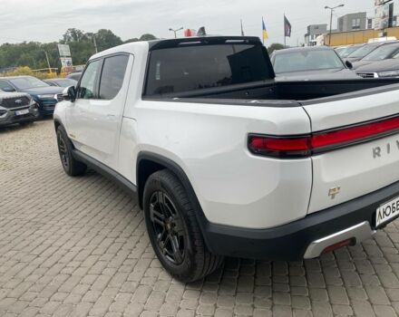 Серый Rivian R1T, объемом двигателя 100 л и пробегом 30 тыс. км за 65000 $, фото 5 на Automoto.ua
