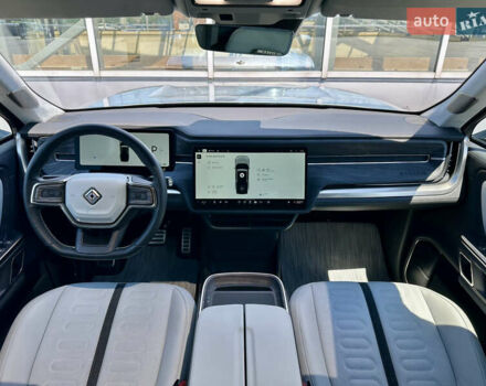 Серый Rivian R1T, объемом двигателя 0 л и пробегом 9 тыс. км за 49990 $, фото 63 на Automoto.ua