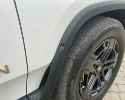 Серый Rivian R1T, объемом двигателя 100 л и пробегом 30 тыс. км за 65000 $, фото 10 на Automoto.ua