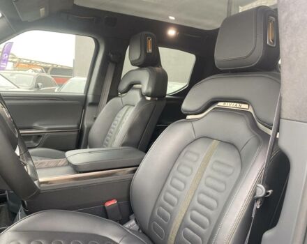 Серый Rivian R1T, объемом двигателя 100 л и пробегом 30 тыс. км за 65000 $, фото 25 на Automoto.ua