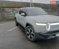 Сірий Rivian R1T, об'ємом двигуна 0 л та пробігом 49 тис. км за 43500 $, фото 5 на Automoto.ua