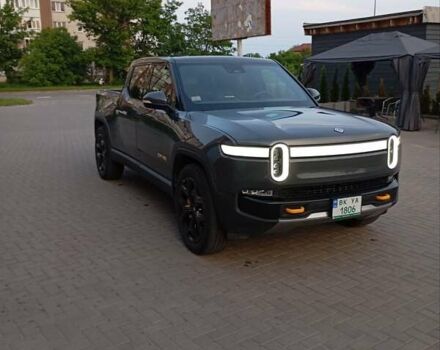 Серый Rivian R1T, объемом двигателя 0 л и пробегом 86 тыс. км за 43500 $, фото 7 на Automoto.ua