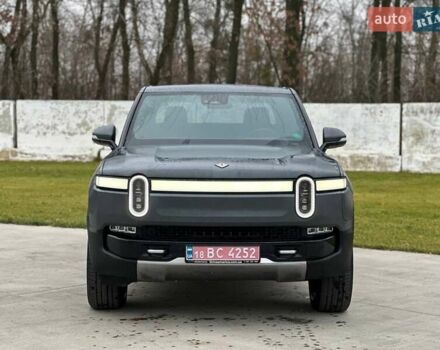 Сірий Rivian R1T, об'ємом двигуна 0 л та пробігом 43 тис. км за 41000 $, фото 2 на Automoto.ua